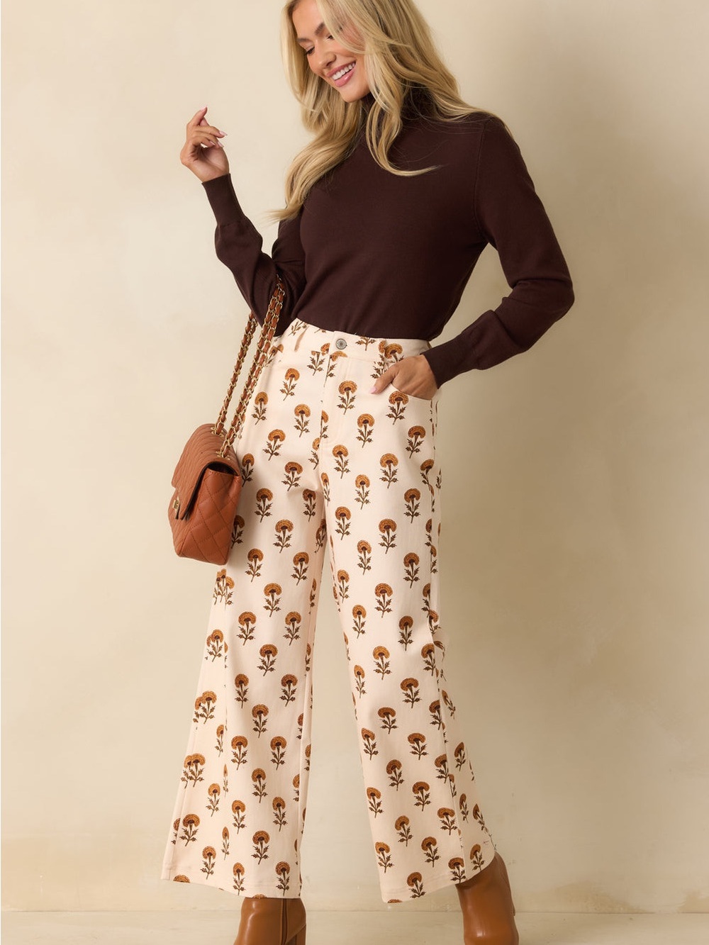 Entro NWT Wide Leg Printed Cream Pant Marigold Muse Floral Motif size Small